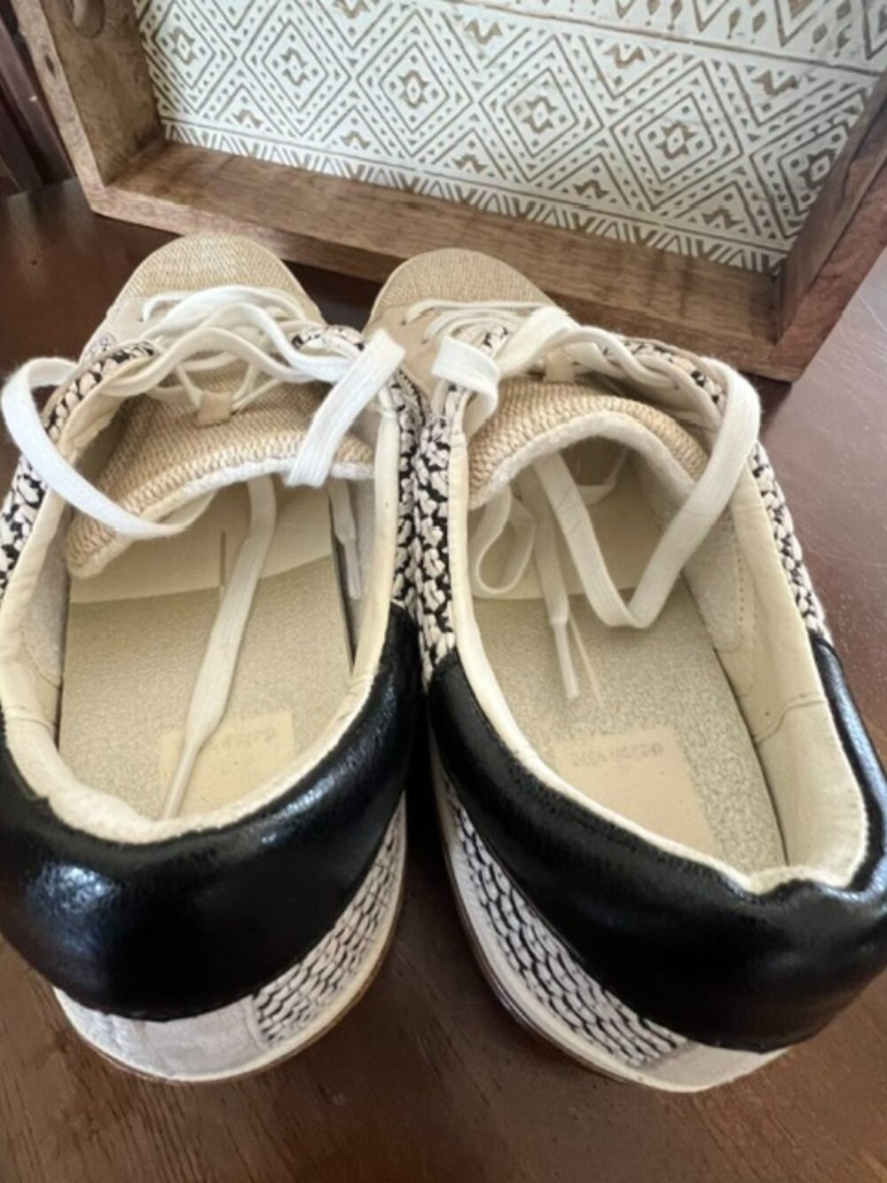 Dolce Vita Zina Woven Raffia Upper Leather Sneakers Womens - Size 8 - Picture 6 of 9